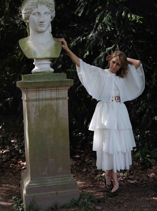 Beauty Beyond Appearance: The Feminine Presence We Have Forgotten