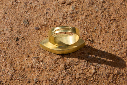 Peisinoe Eye Ring