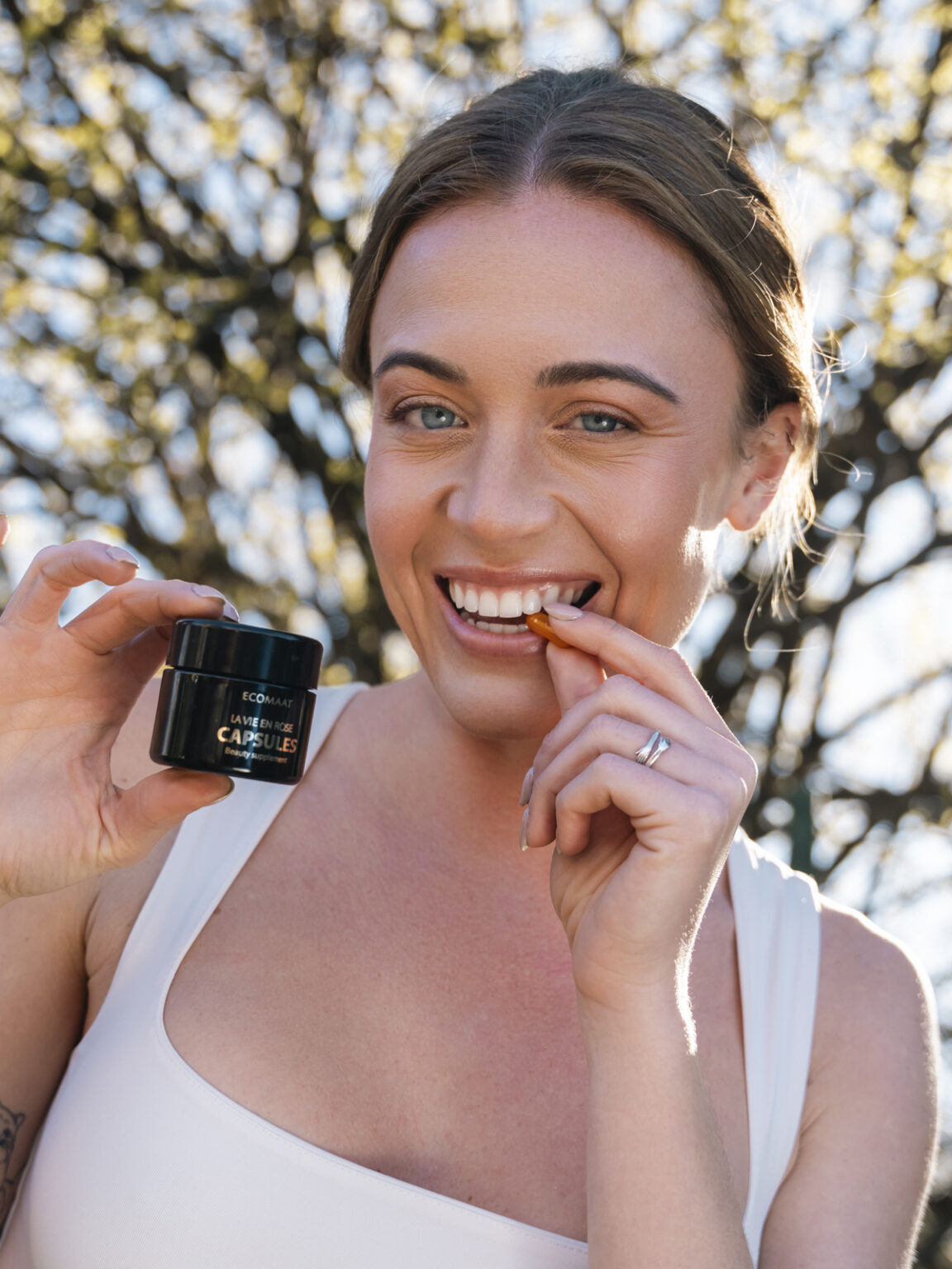 Bottle of La Vie en Rose Bio Beauty Capsules with Bulgarian rose extract, supporting radiant skin, hydration, elasticity, and overall wellness