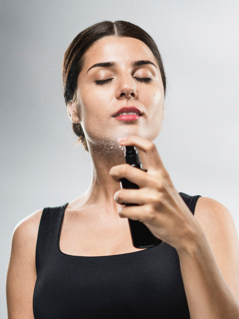 Bottle of La Vie en Rose Face, Neck & Décolleté Tonic with Rosa Alba and Rosa Damascena, 100% organic hydration and radiance tonic for delicate skin, refining pores and enhancing elasticity